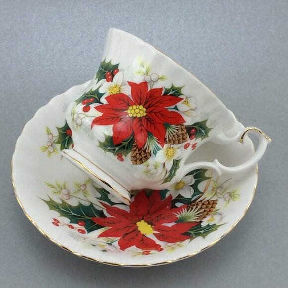 Vintage Christmas Yuletide Teacup Saucer Royal Albert Poinsettias Factory Second - Picture 1 of 10